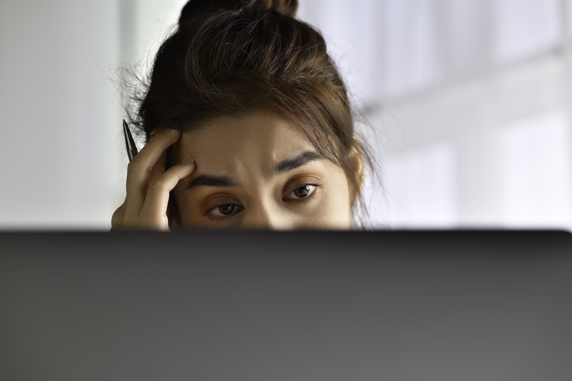 Why smart people fall for scams